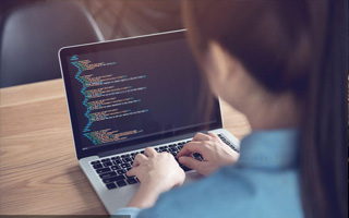 玉溪 ,php声明和调用变量的符号是什么？